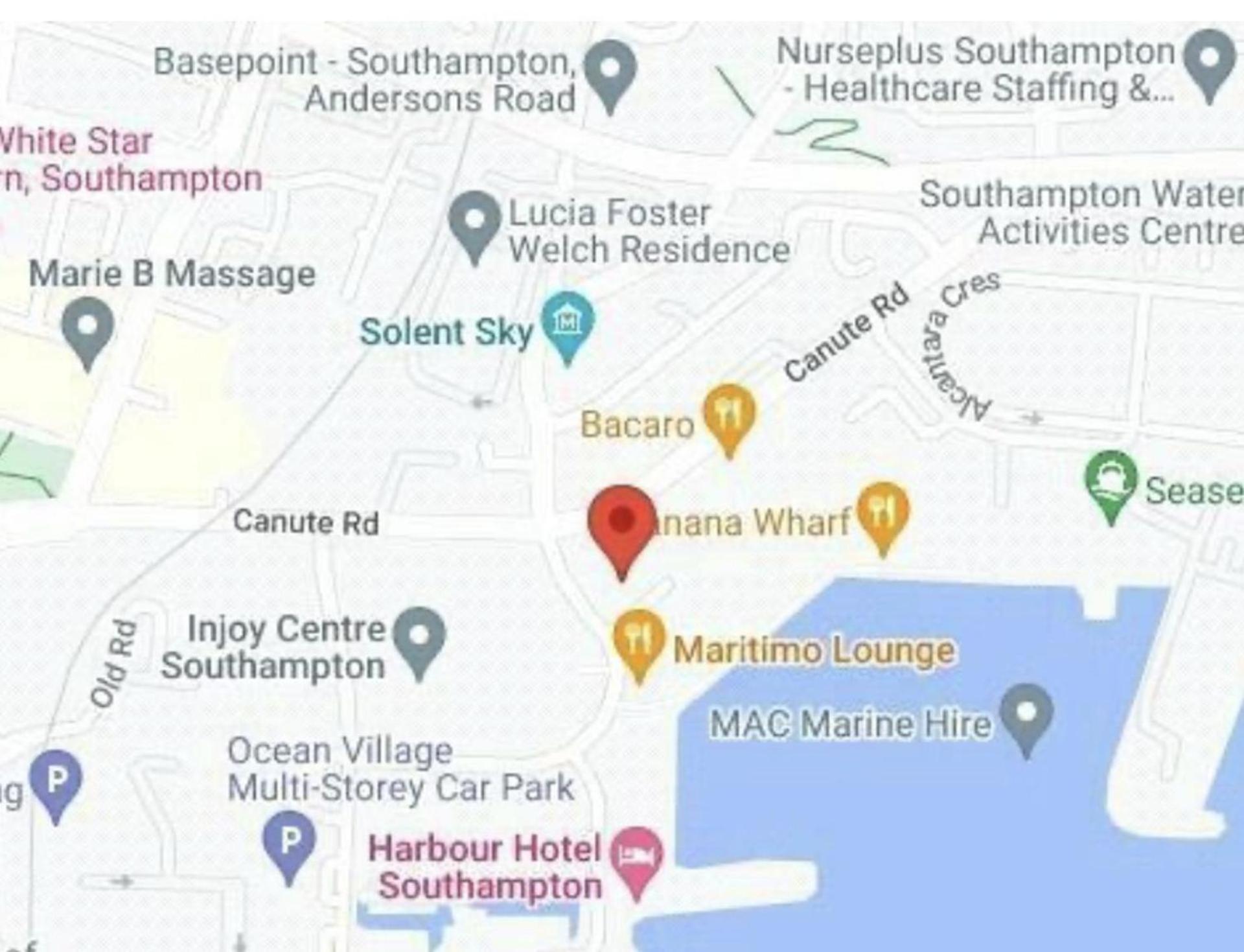 2 Bedroom Near Ocean Village Marina Port Apartment سوثامبتون المظهر الخارجي الصورة
